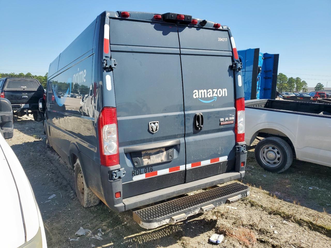 2021 Ram Promaster 3500 Delivery Van - Фото 2