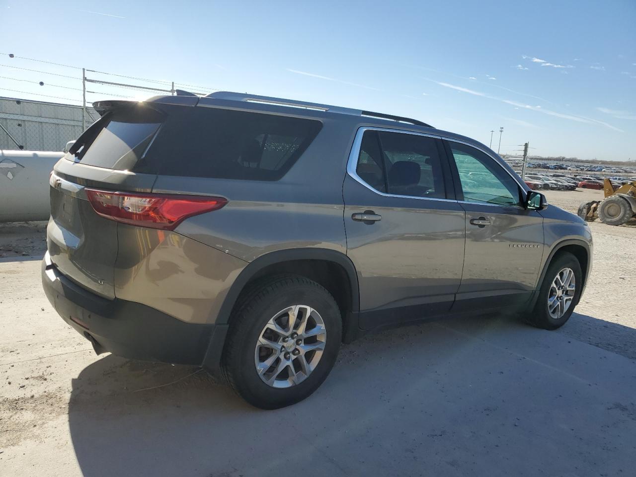 2018 Chevrolet Traverse Lt - Image 3
