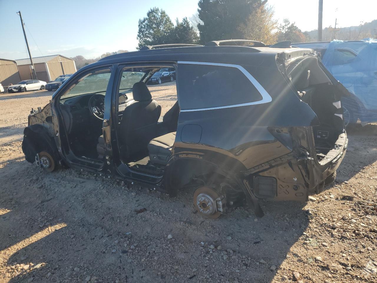 2022 Honda Pilot Se - Image 2
