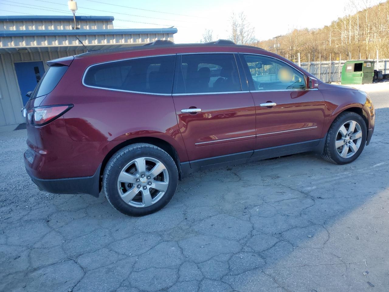 2017 Chevrolet Traverse Premier - Фото 3