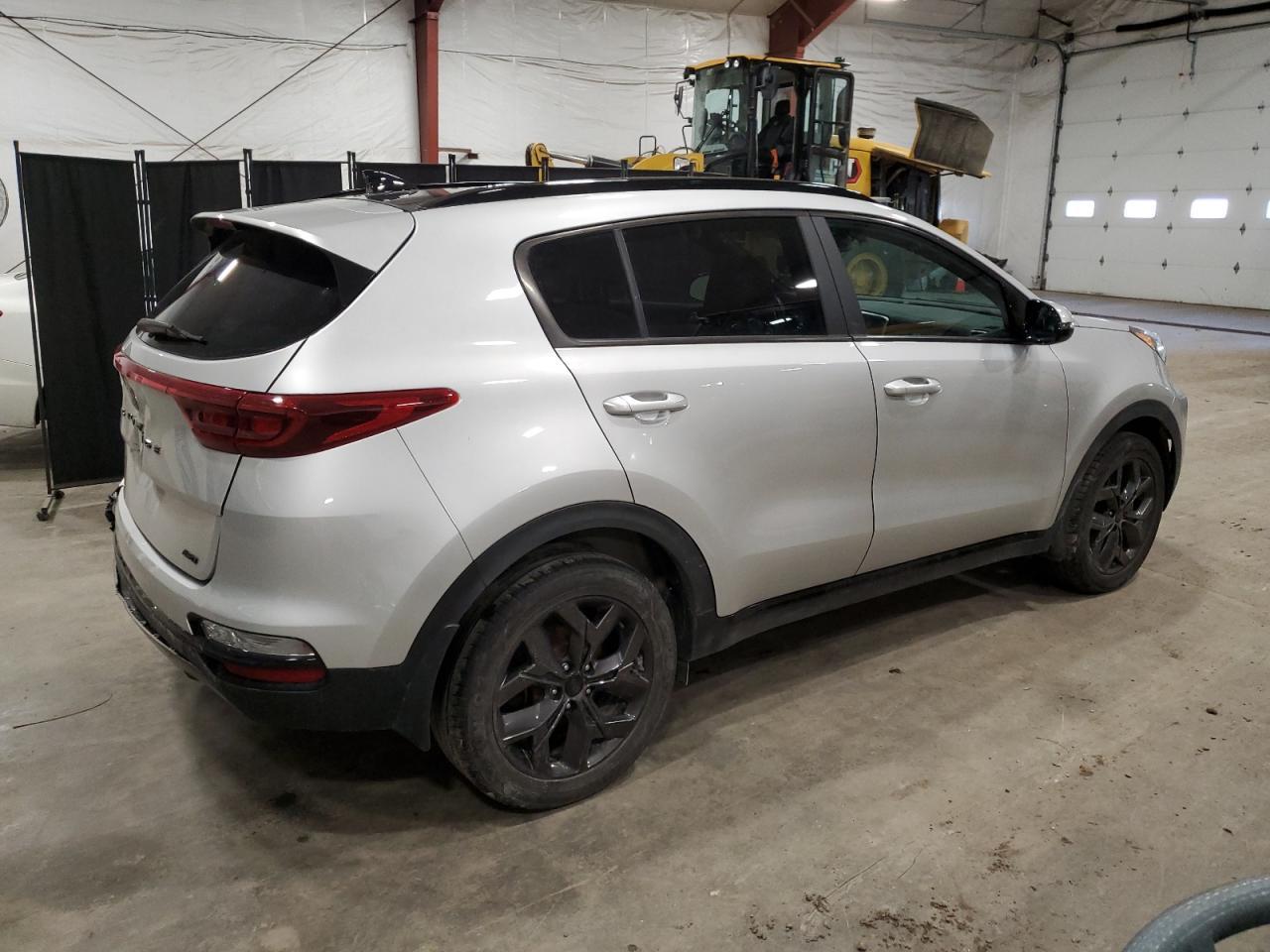 2022 Kia Sportage S - Фото 3