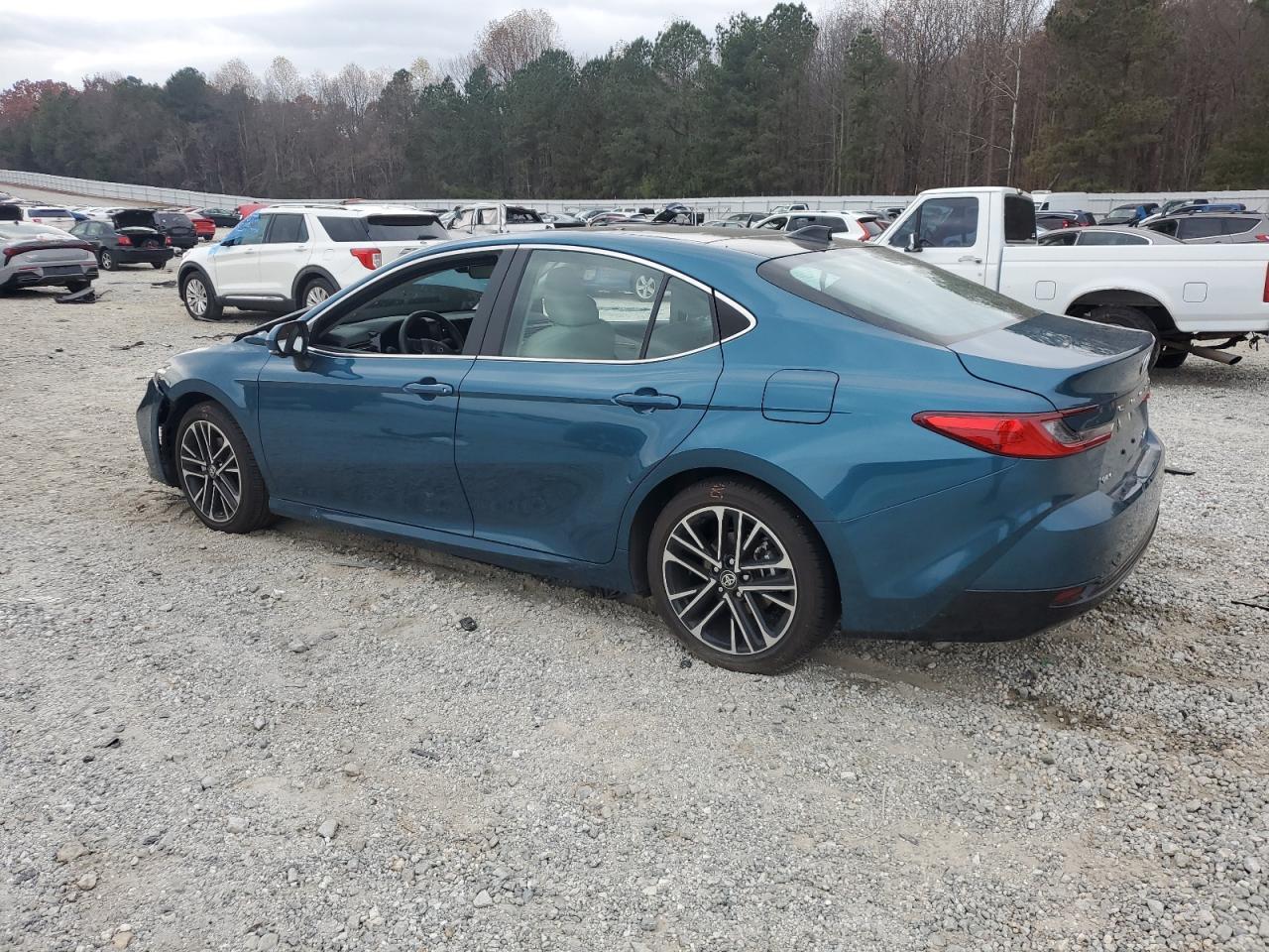 2025 Toyota Camry Xse - Фото 2