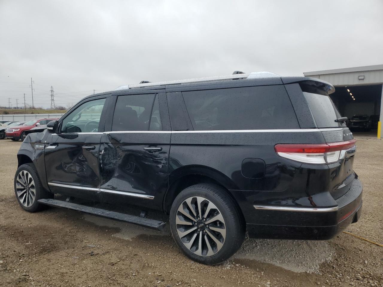 2022 Lincoln Navigator L Reserve - Image 2