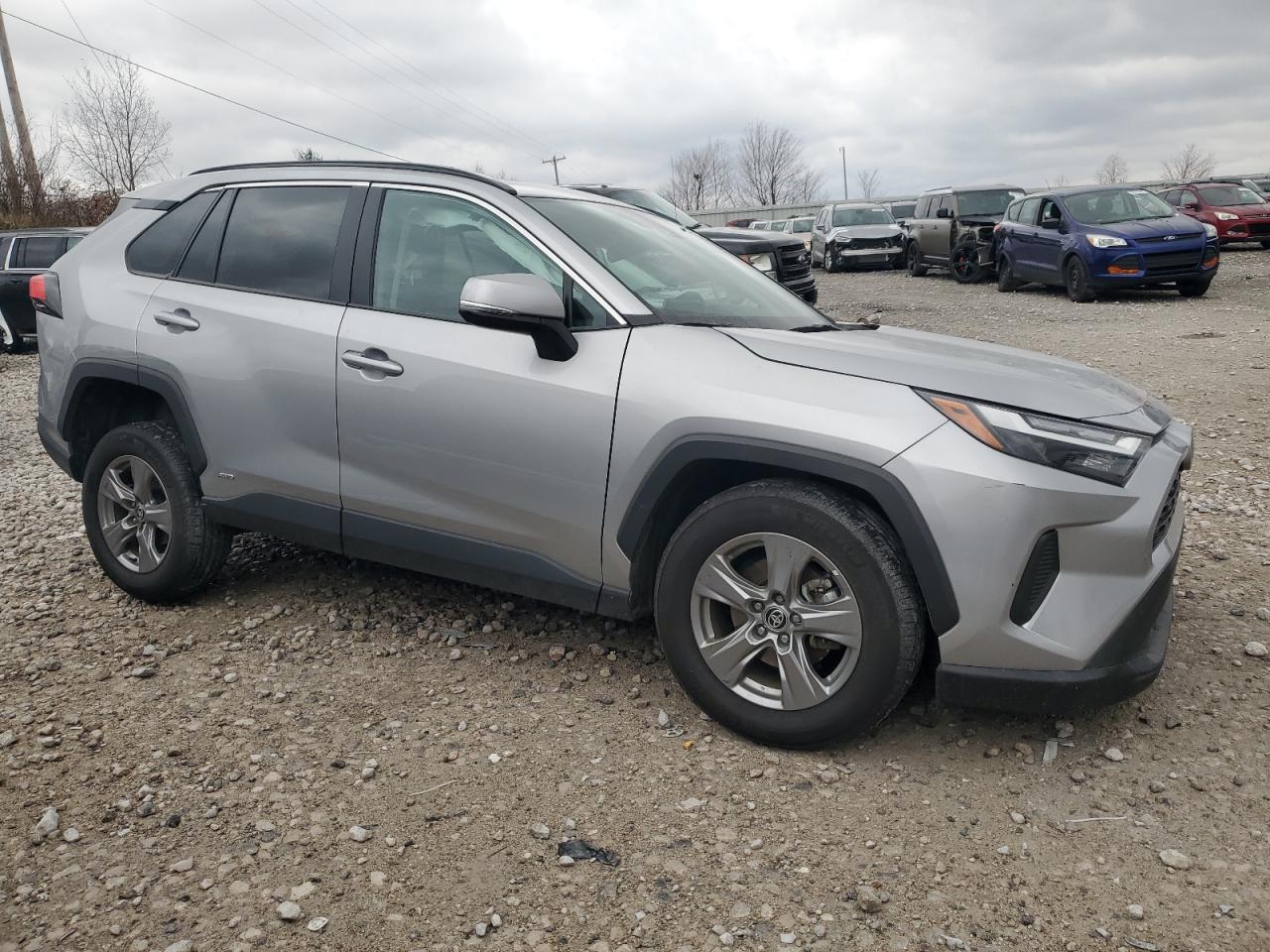 2024 Toyota Rav4 Xle - Фото 4