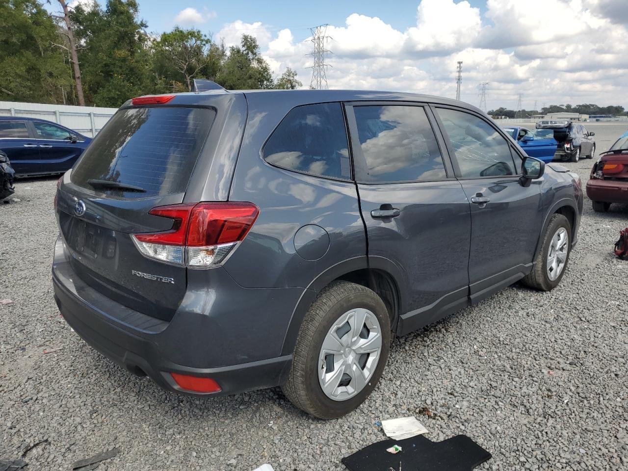 2023 Subaru Forester - Фото 3