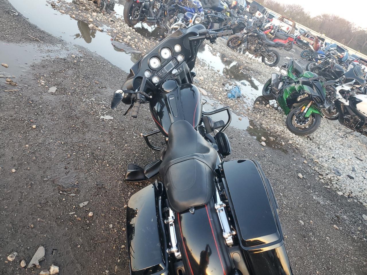 2012 Harley-Davidson Flhx Street Glide - Фото 6