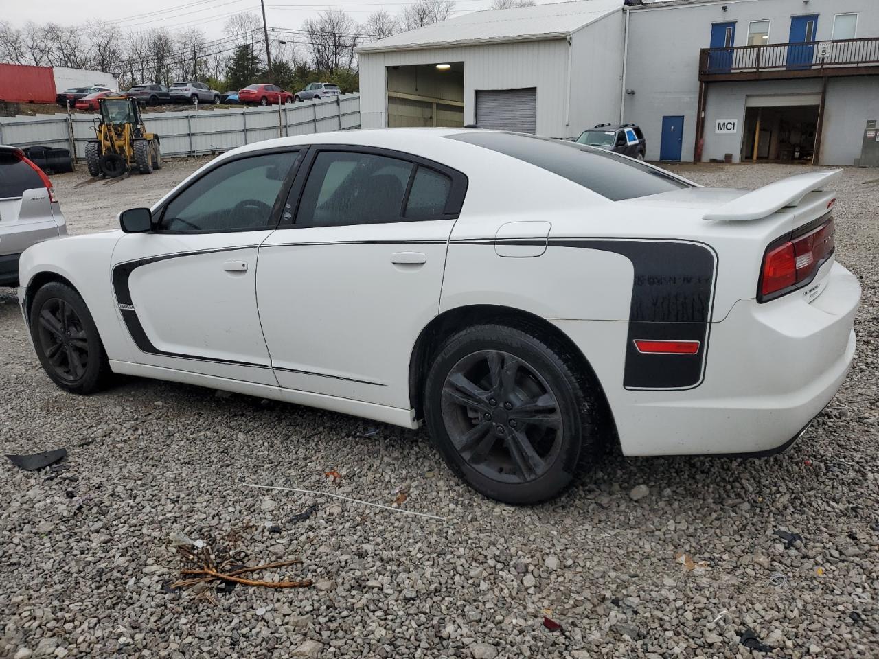 2013 Dodge Charger Sxt - Фото 2