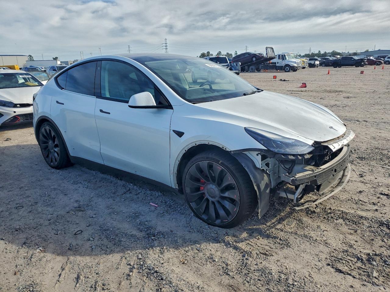 2022 Tesla Model Y - Фото 4
