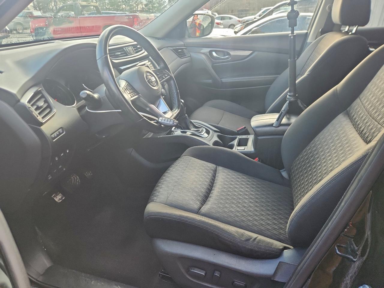 2020 Nissan Rogue S - Image 7