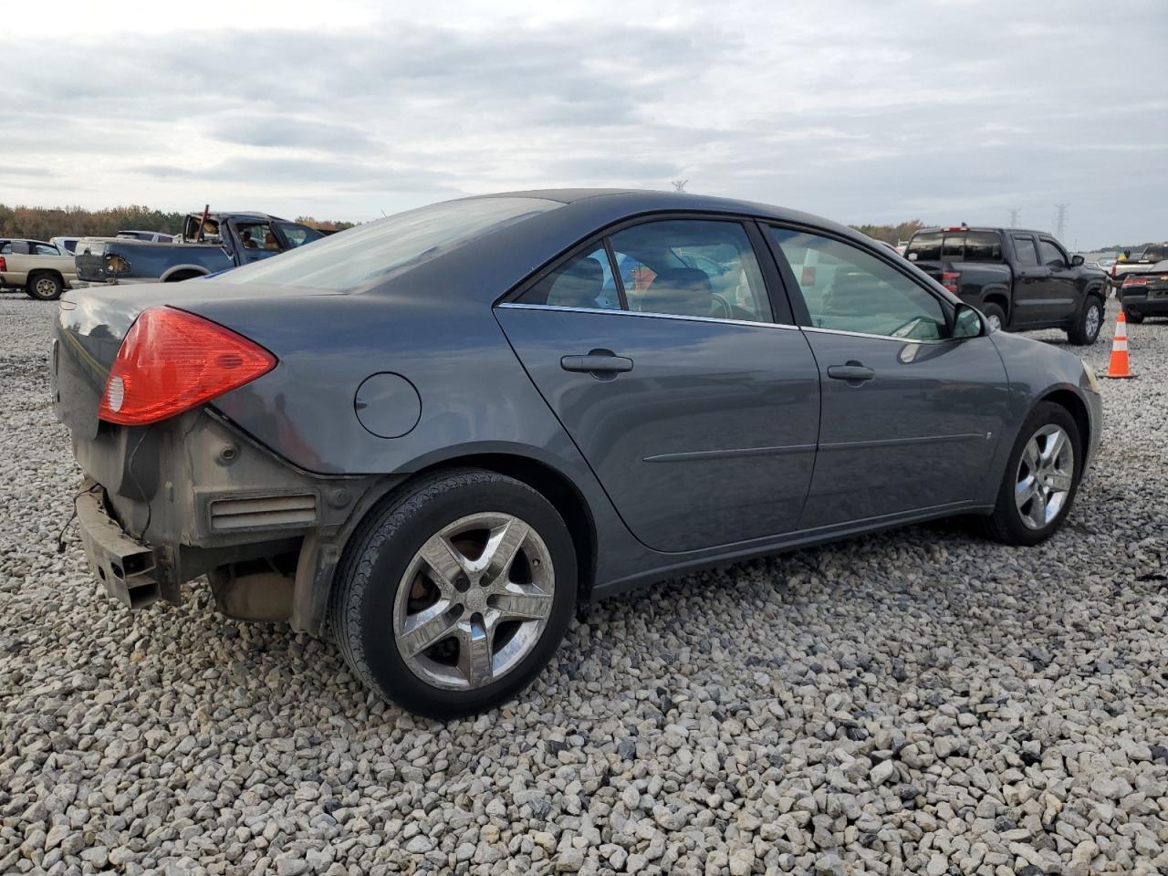 2009 Pontiac G6 - Image 3