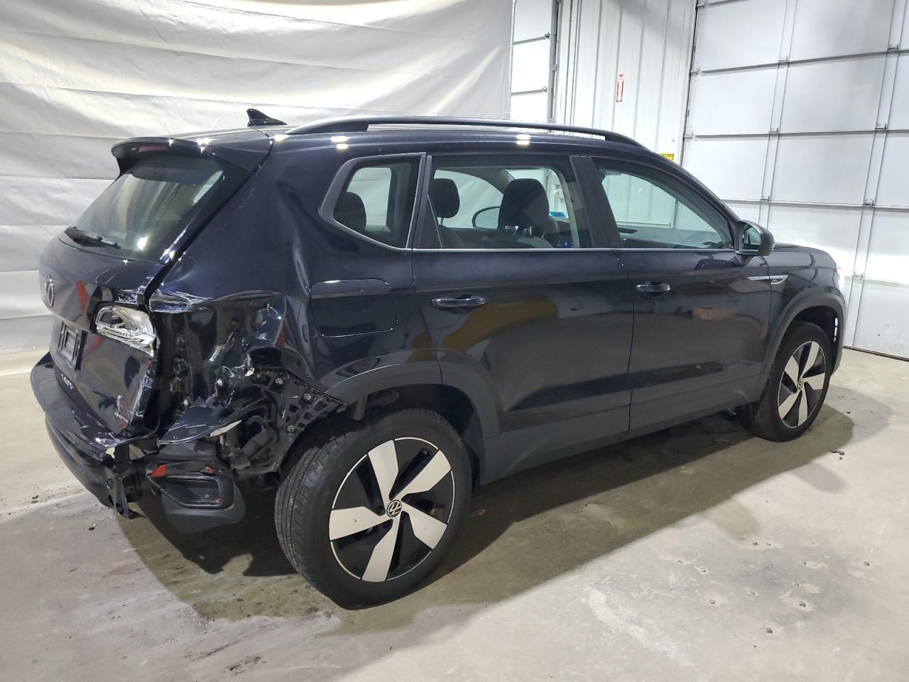 2023 Volkswagen Taos S - Фото 3