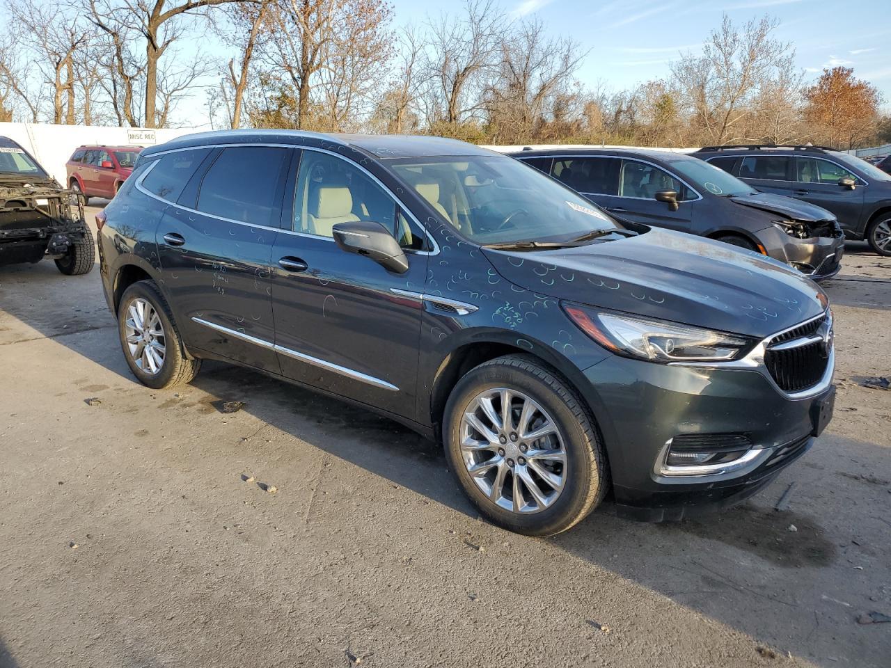 2019 Buick Enclave Essence - Image 4