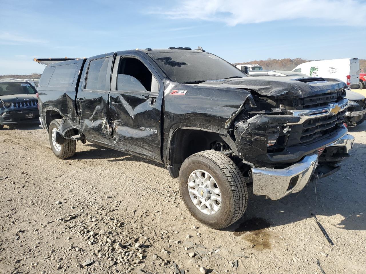 2024 Chevrolet Silverado K3500 Lt - Фото 4