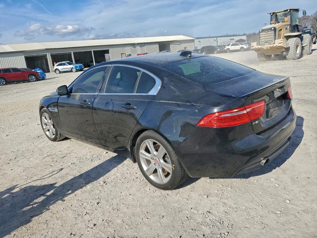 2017 Jaguar Xe Prestige - Image 2