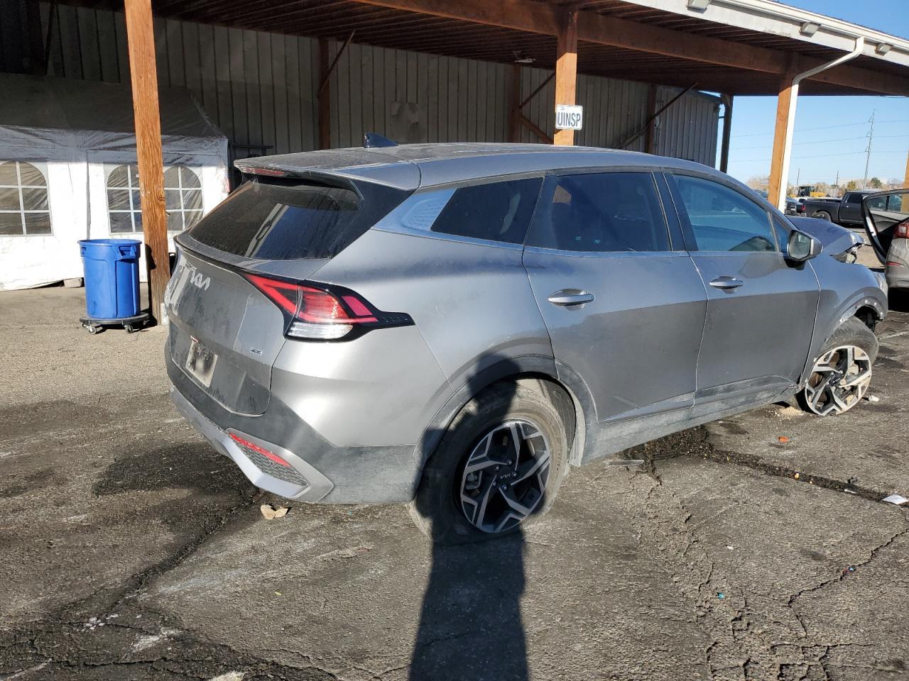 2024 Kia Sportage Lx - Image 3