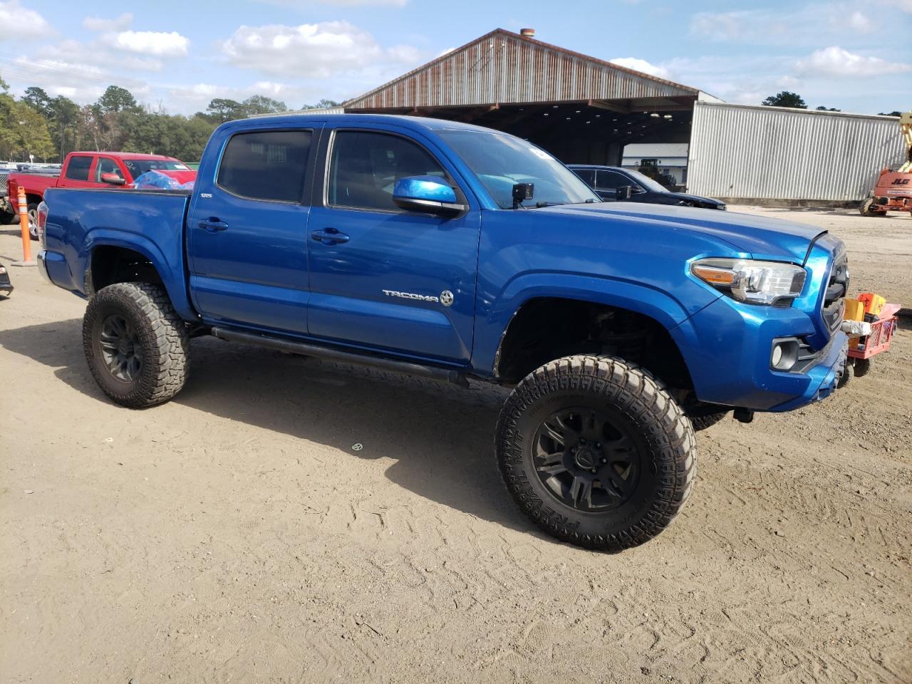 2016 Toyota Tacoma Double Cab - Фото 4