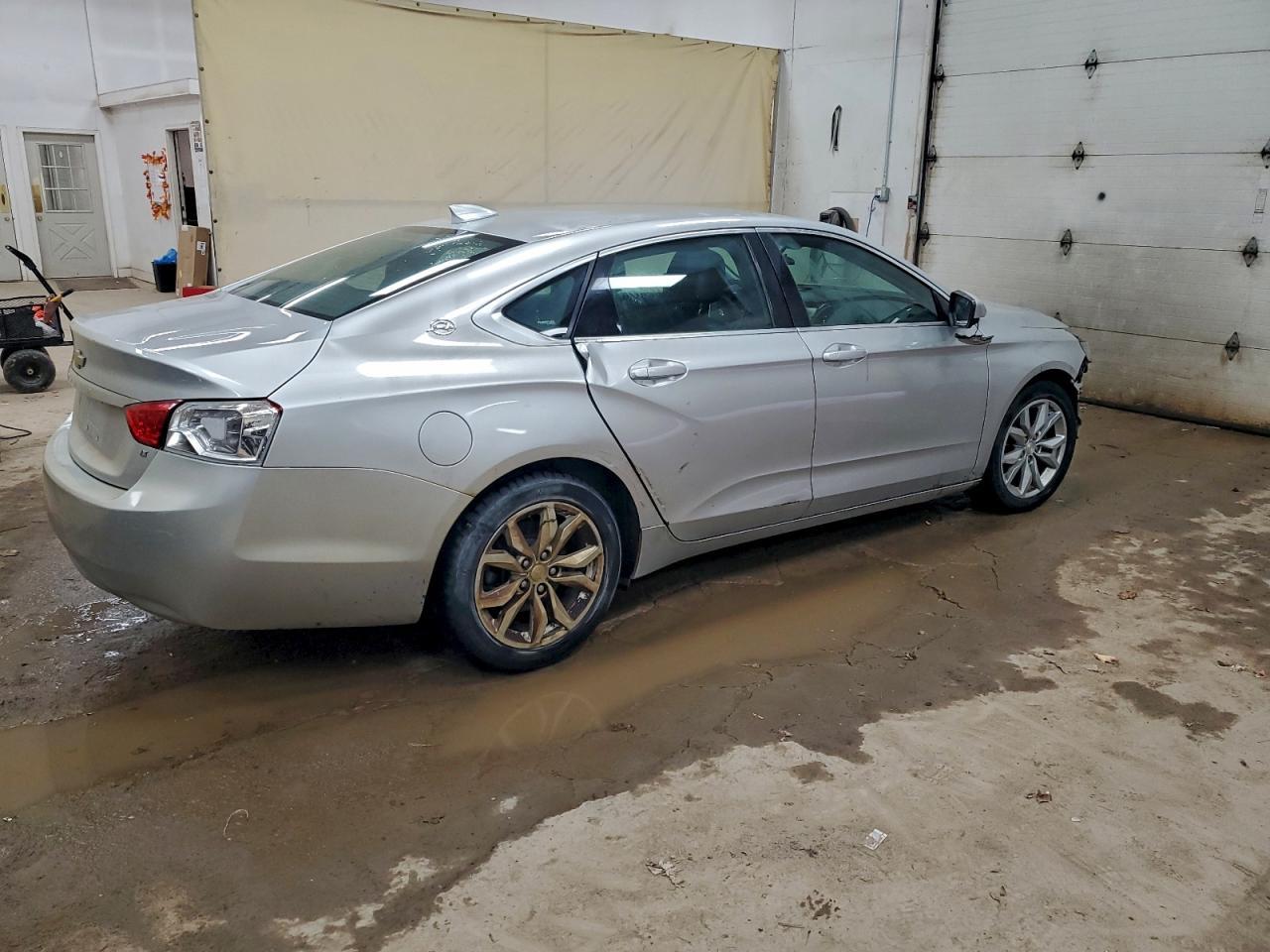 2016 Chevrolet Impala Lt - Image 3