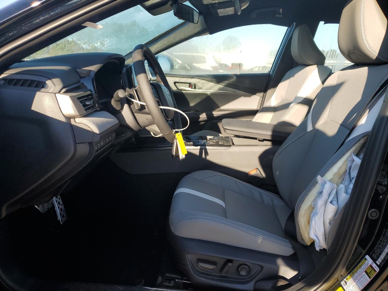 2026 Toyota Camry Xse - Image 7