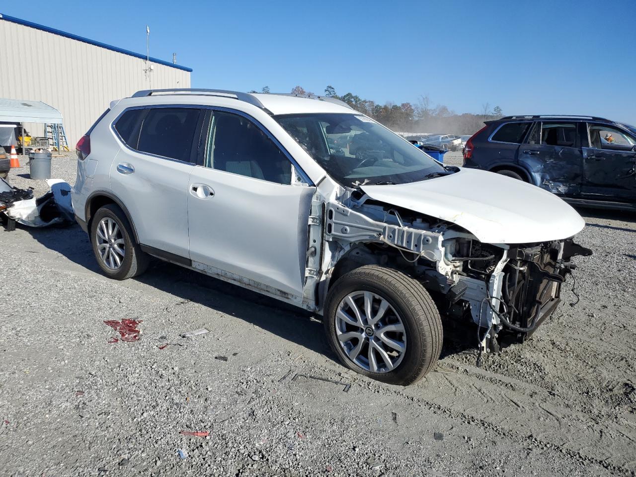 2020 Nissan Rogue S - Фото 4