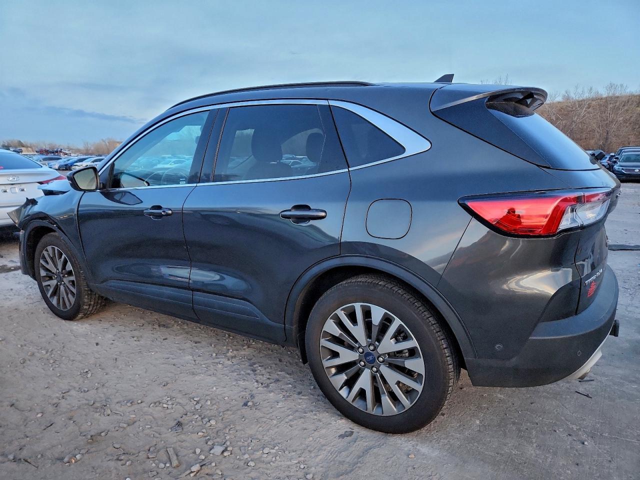 2020 Ford Escape Titanium - Image 2