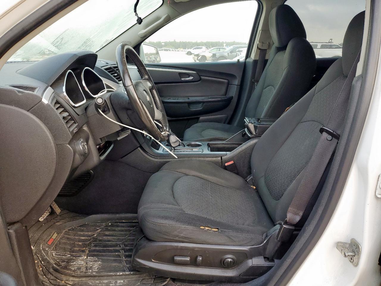 2010 Chevrolet Traverse Lt - Image 7