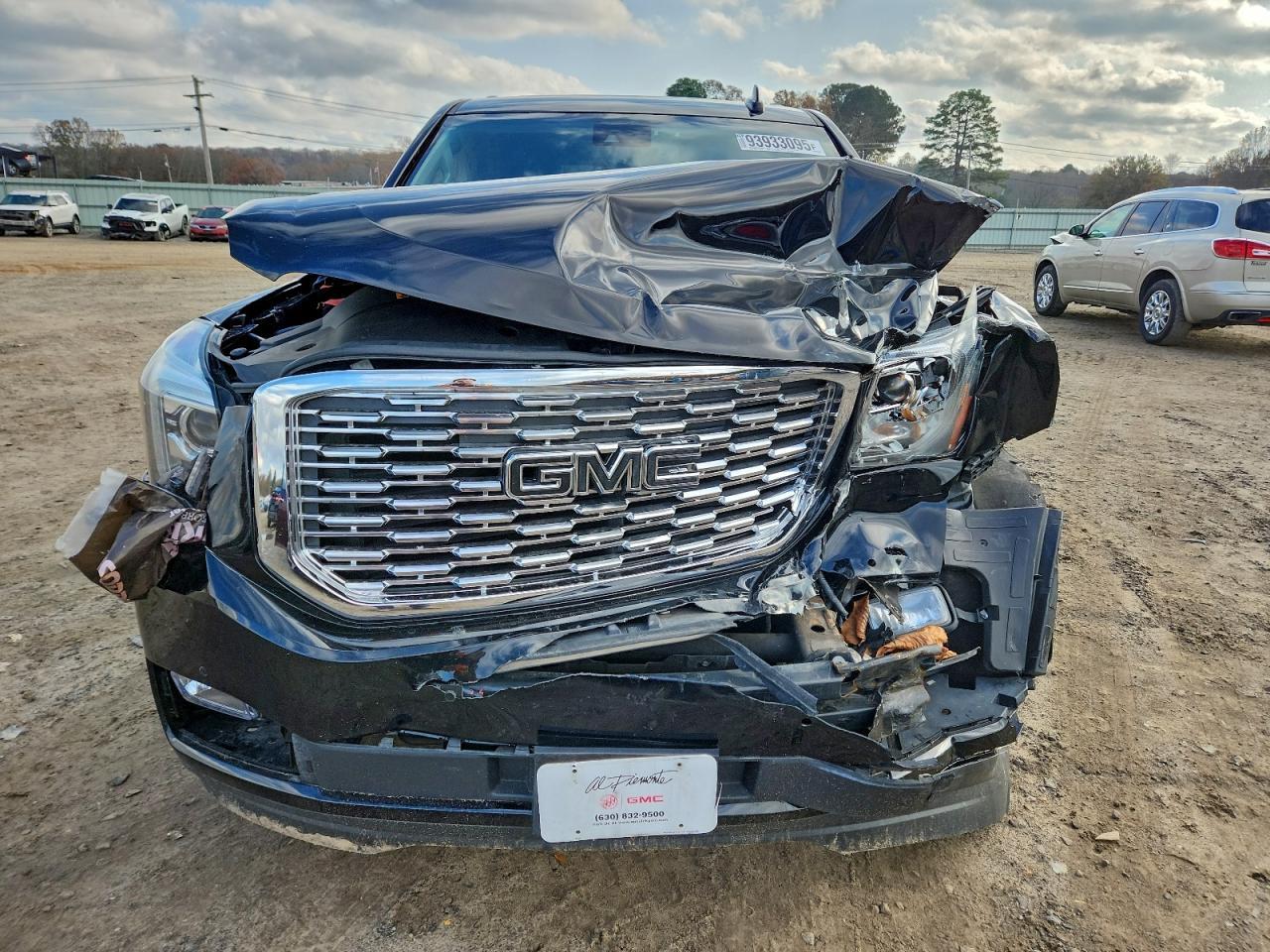 2019 GMC Yukon Denali - Фото 5