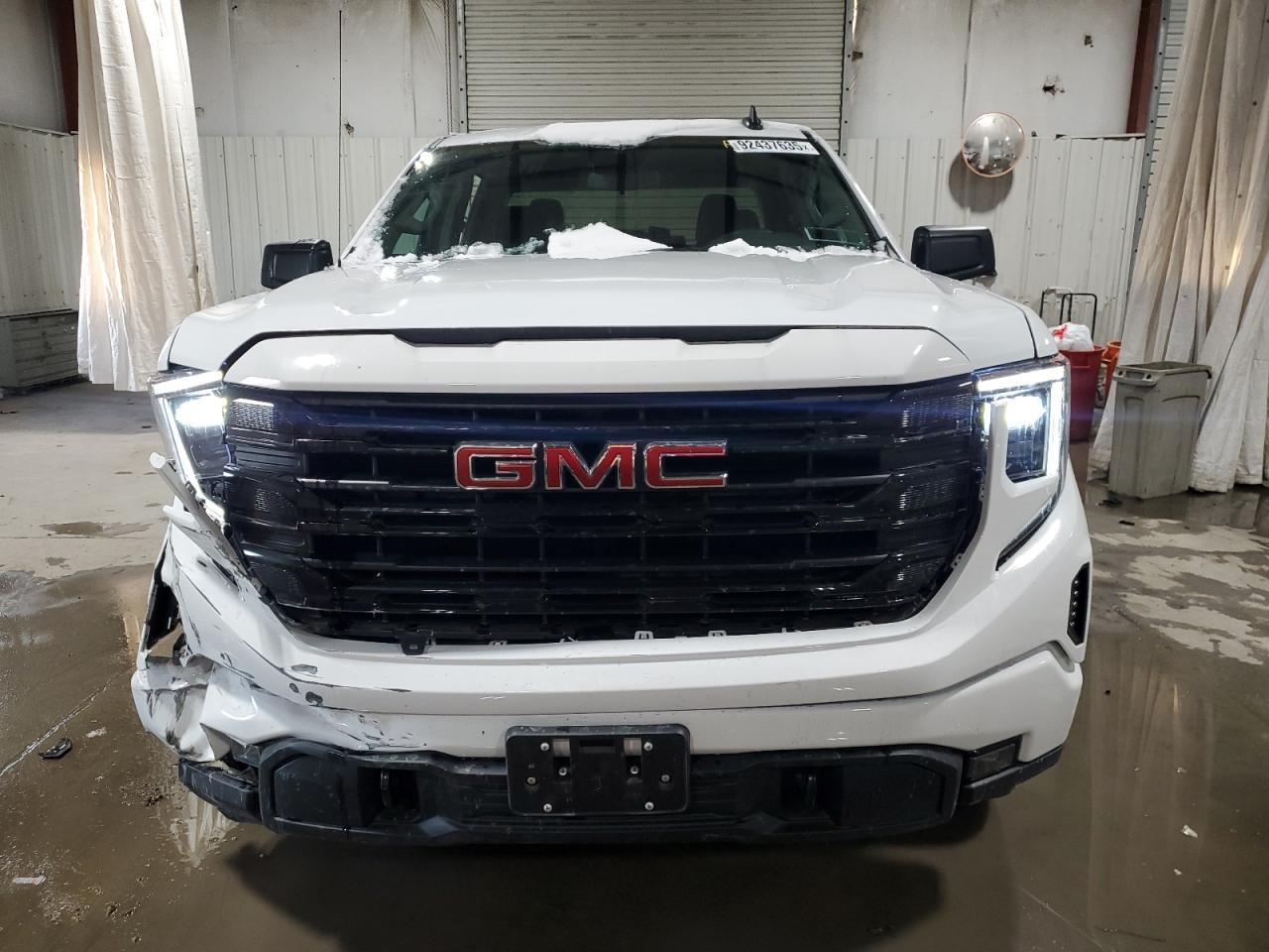 2025 GMC Sierra K1500 Elevation - Image 5