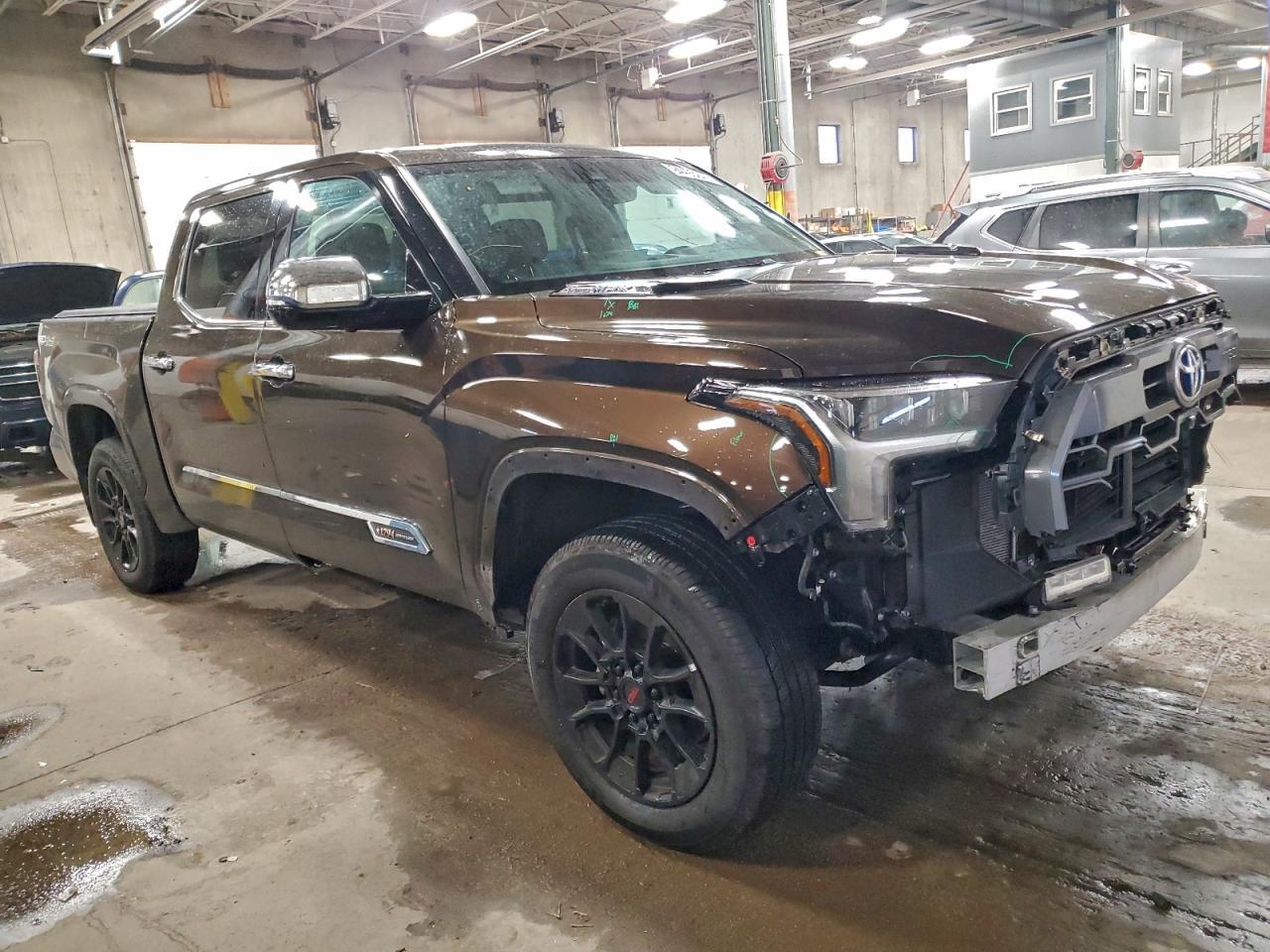 2023 Toyota Tundra Crewmax Platinum - Фото 4