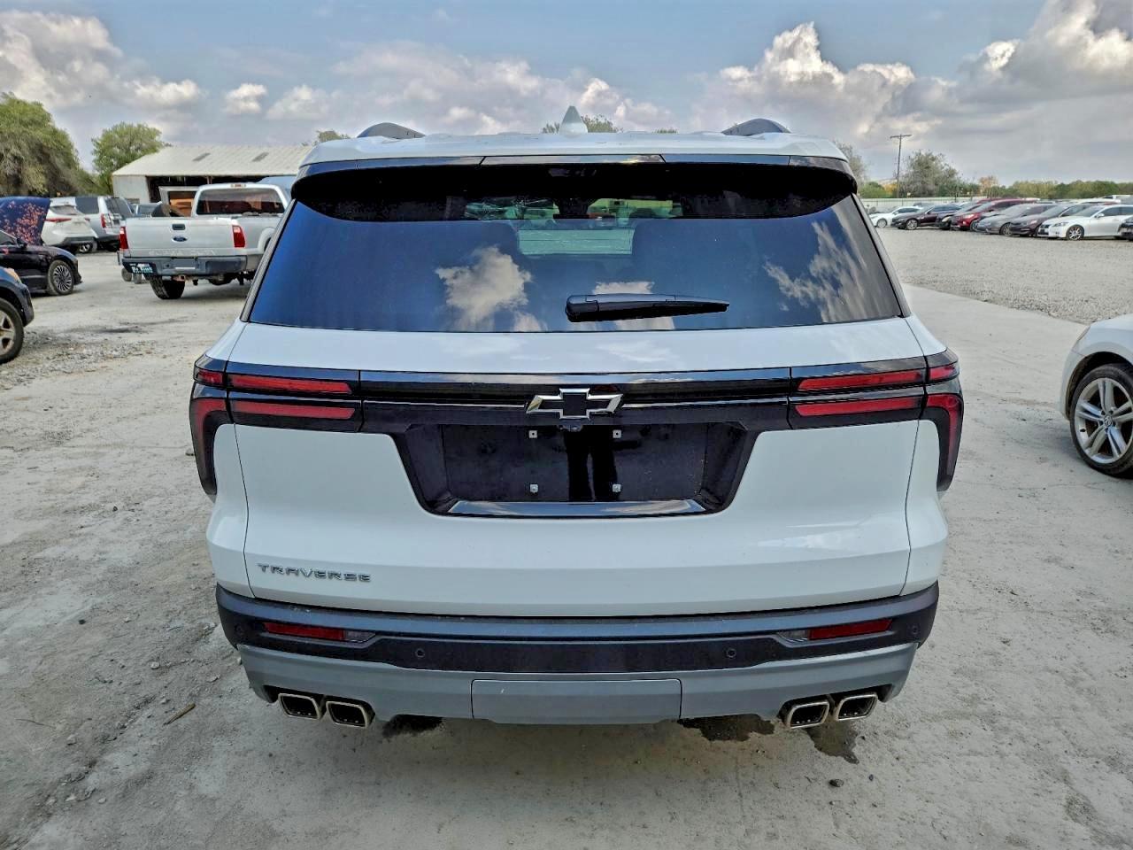 2026 Chevrolet Traverse Lt - Фото 6