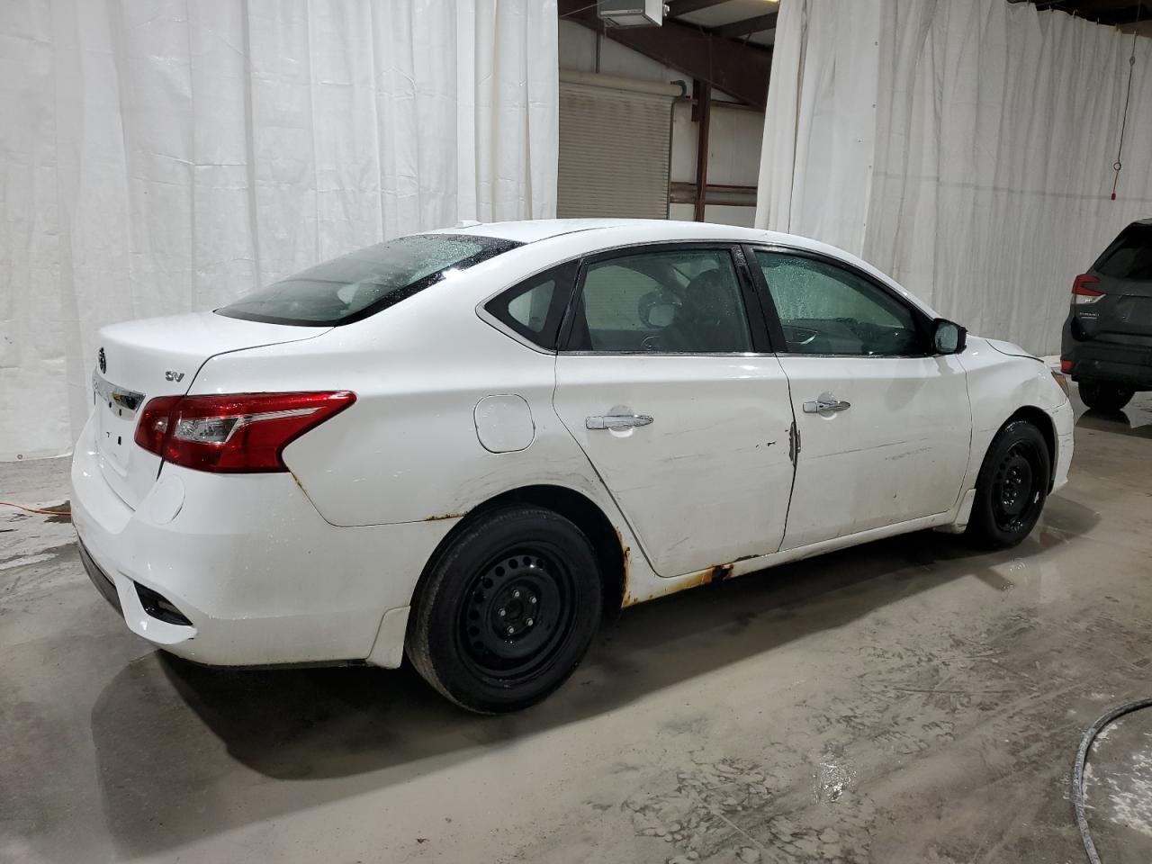 2016 Nissan Sentra S - Image 3