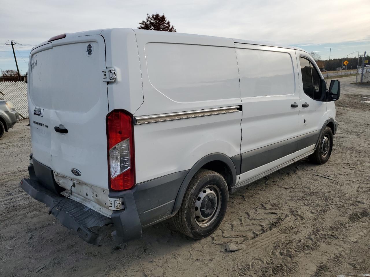 2016 Ford Transit T-150 - Фото 3