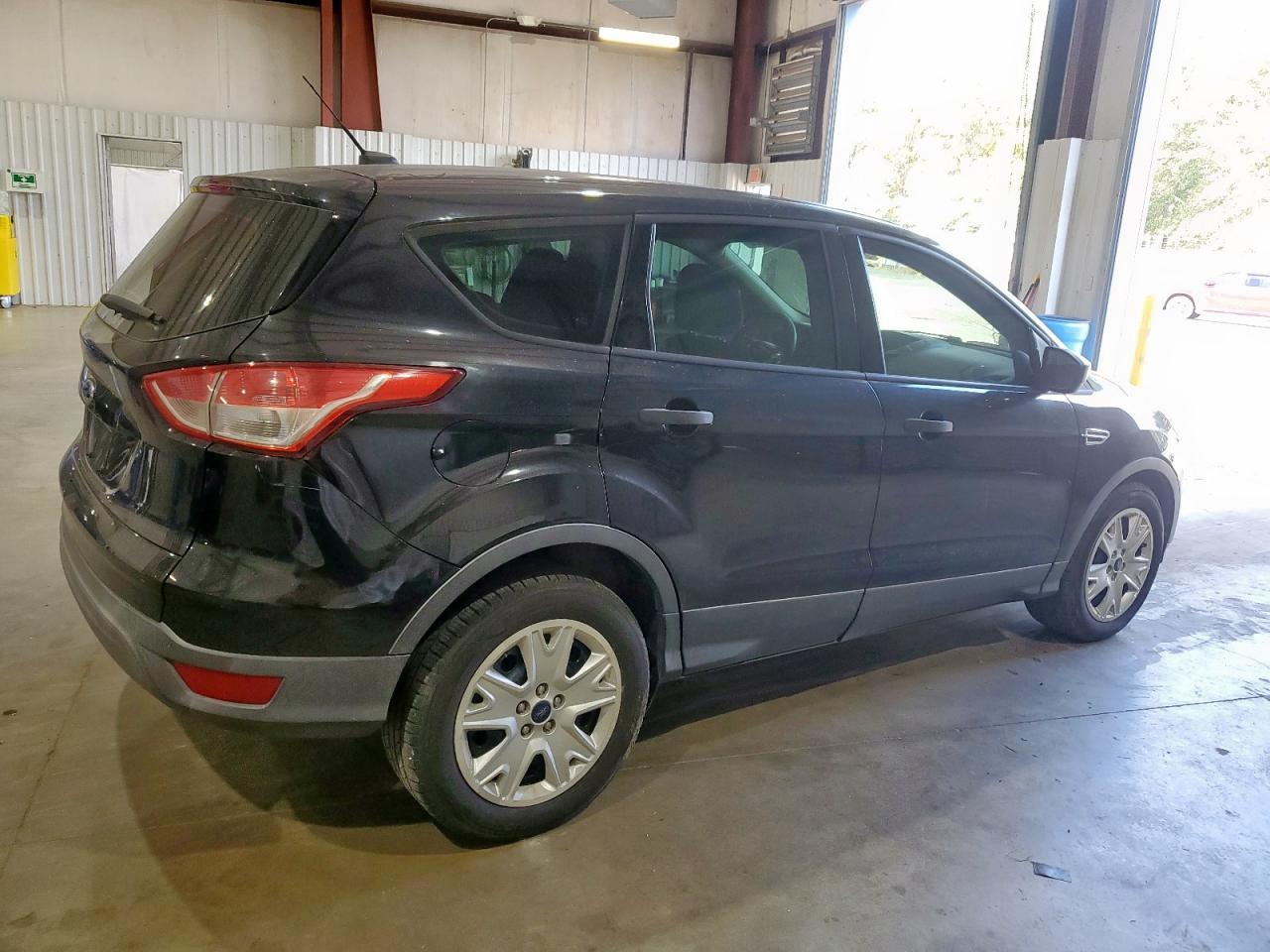 2015 Ford Escape S - Image 3