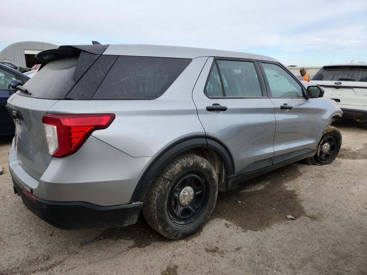 2022 Ford Explorer Police Interceptor - Фото 3