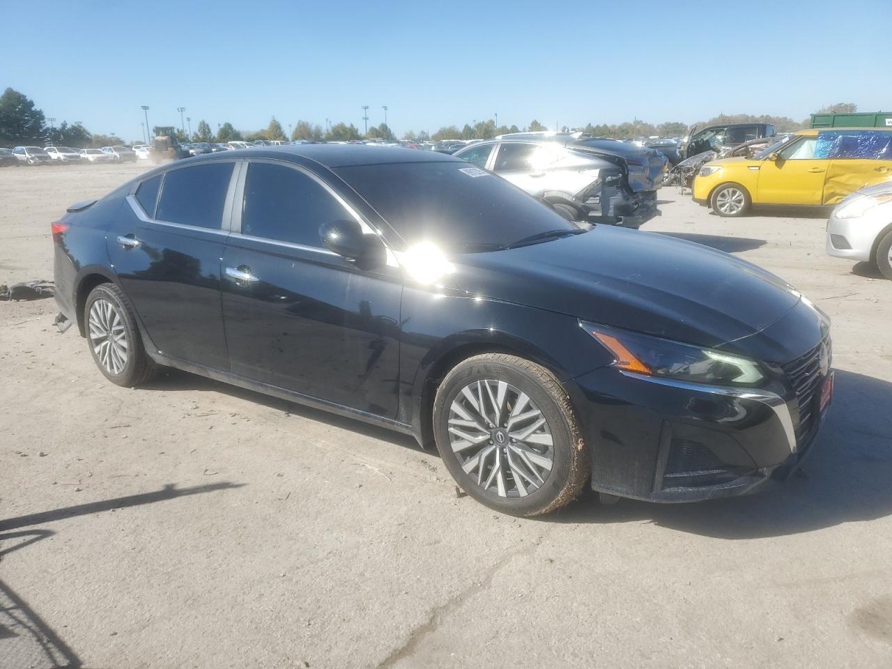 2024 Nissan Altima Sv - Фото 4