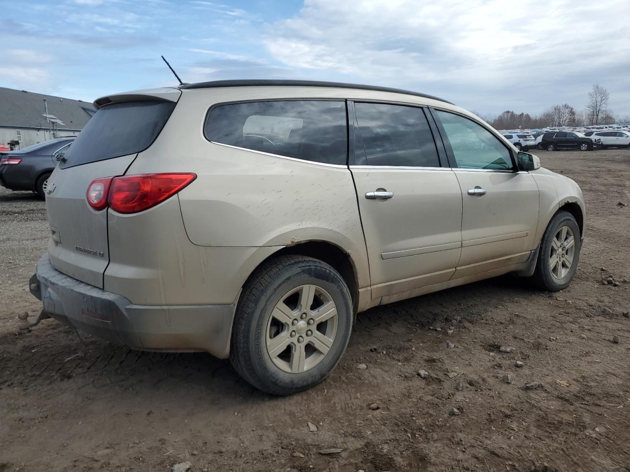2010 Chevrolet Traverse Lt - Фото 3