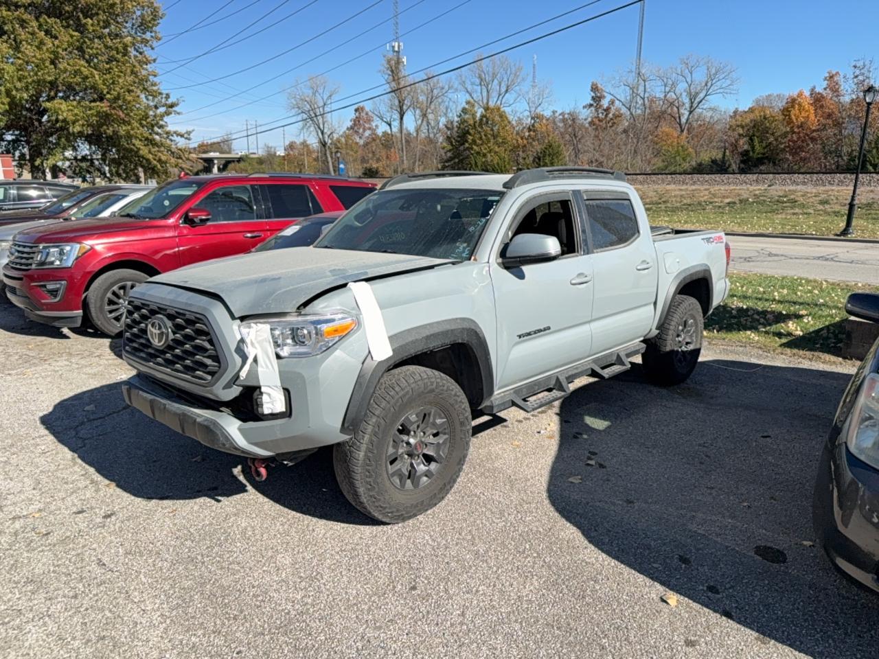 2019 Toyota Tacoma Double Cab - Фото 2