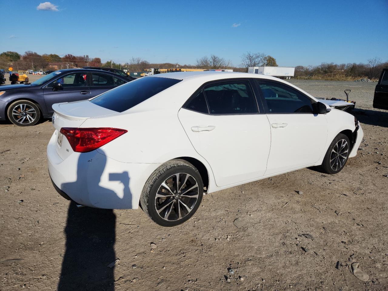 2017 Toyota Corolla L - Фото 3