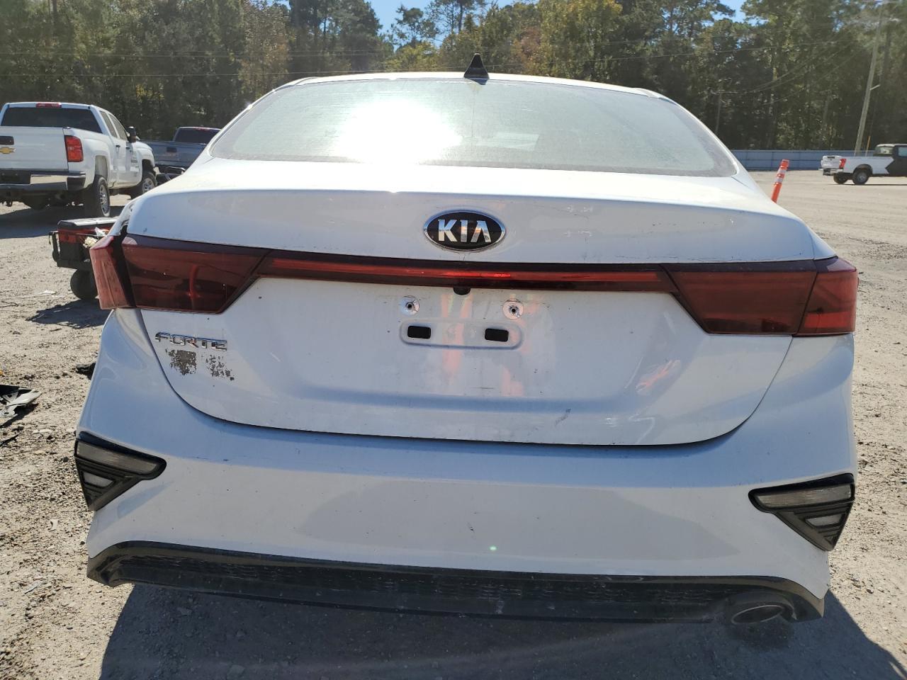 2021 Kia Forte Fe - Фото 6