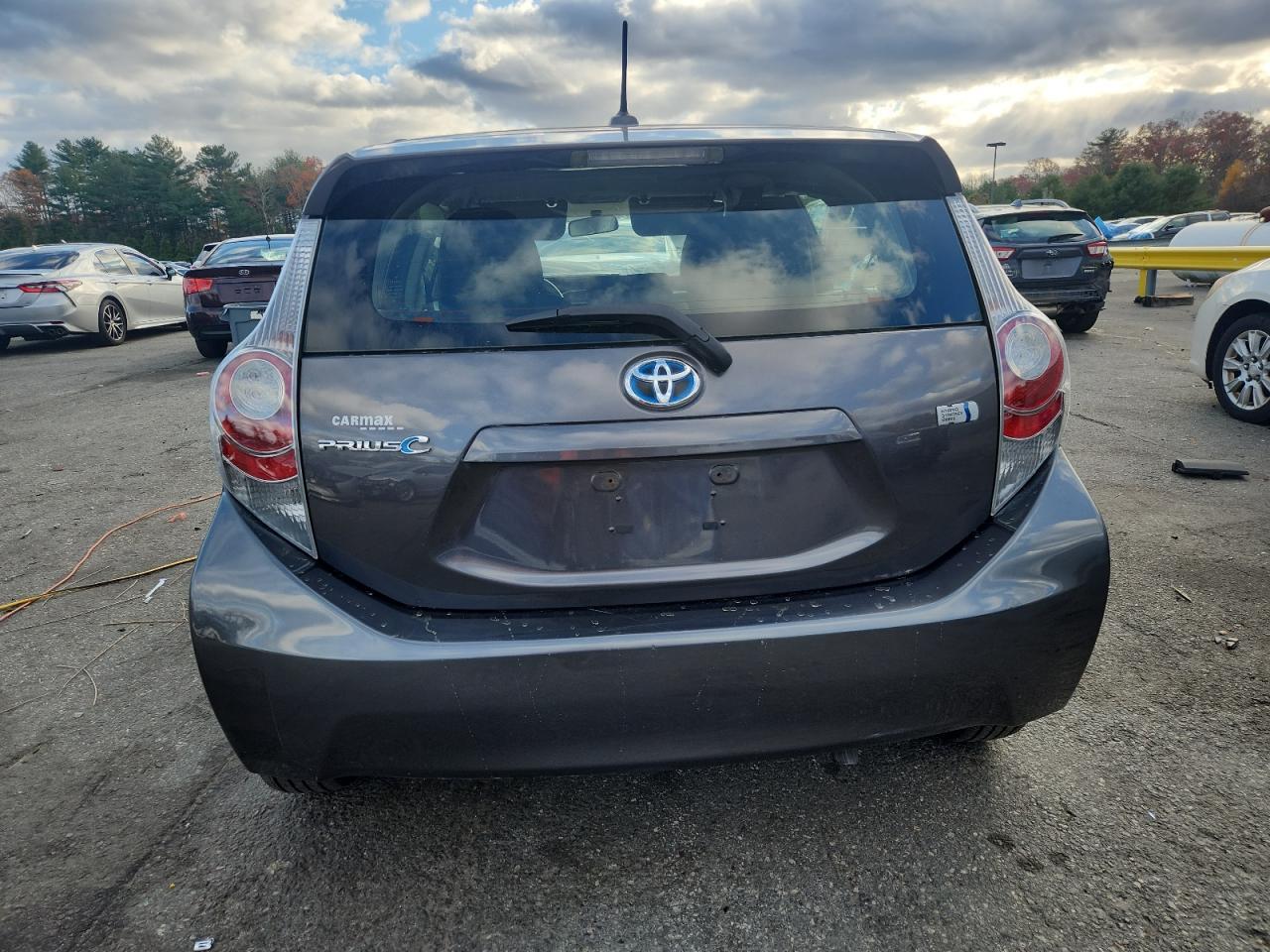 2014 Toyota Prius C - Фото 6