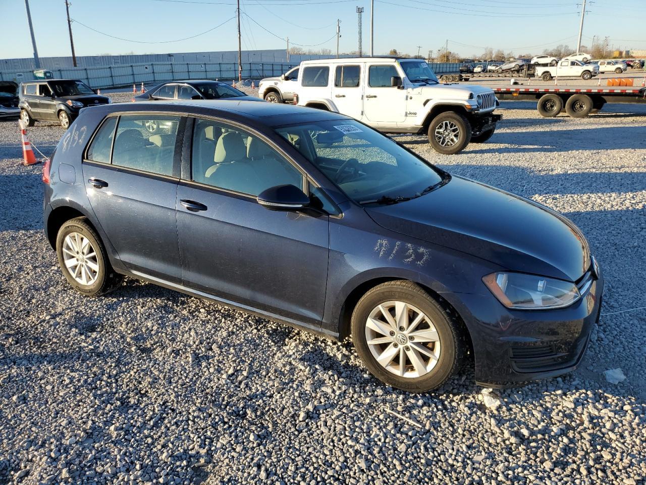 2016 Volkswagen Golf S/Se - Image 4