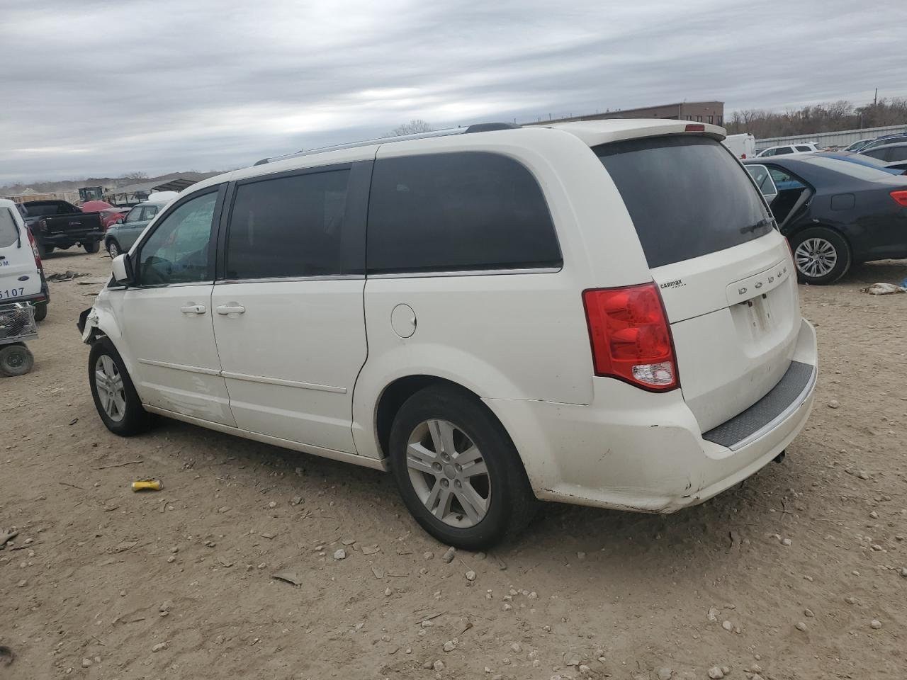 2013 Dodge Grand Caravan Crew - Image 2