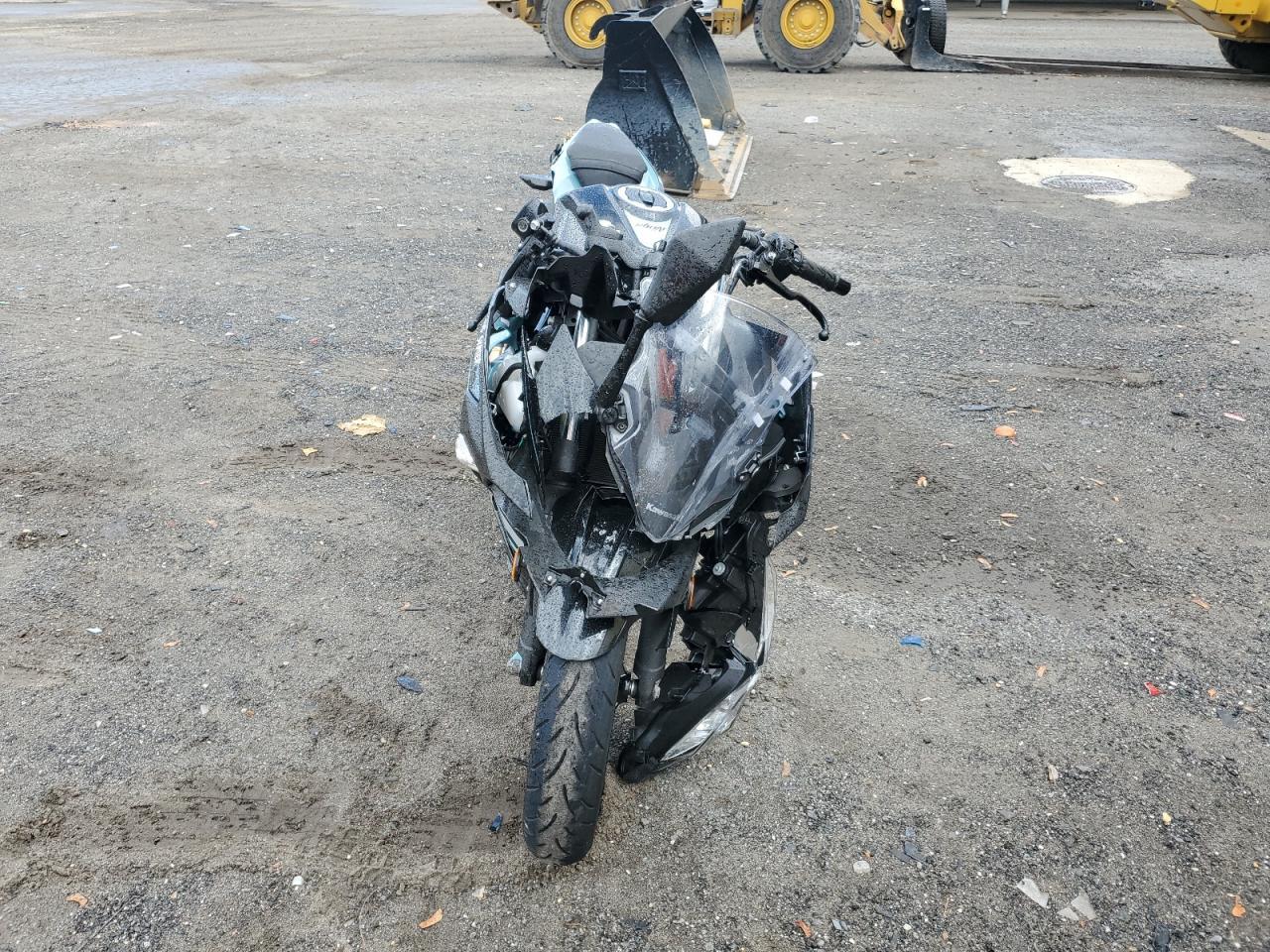 2020 Kawasaki Ex400 - Фото 2