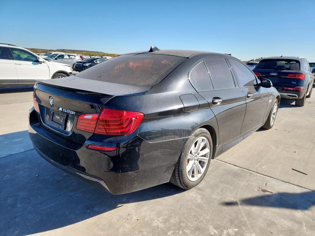 2015 BMW 528 I - Фото 3