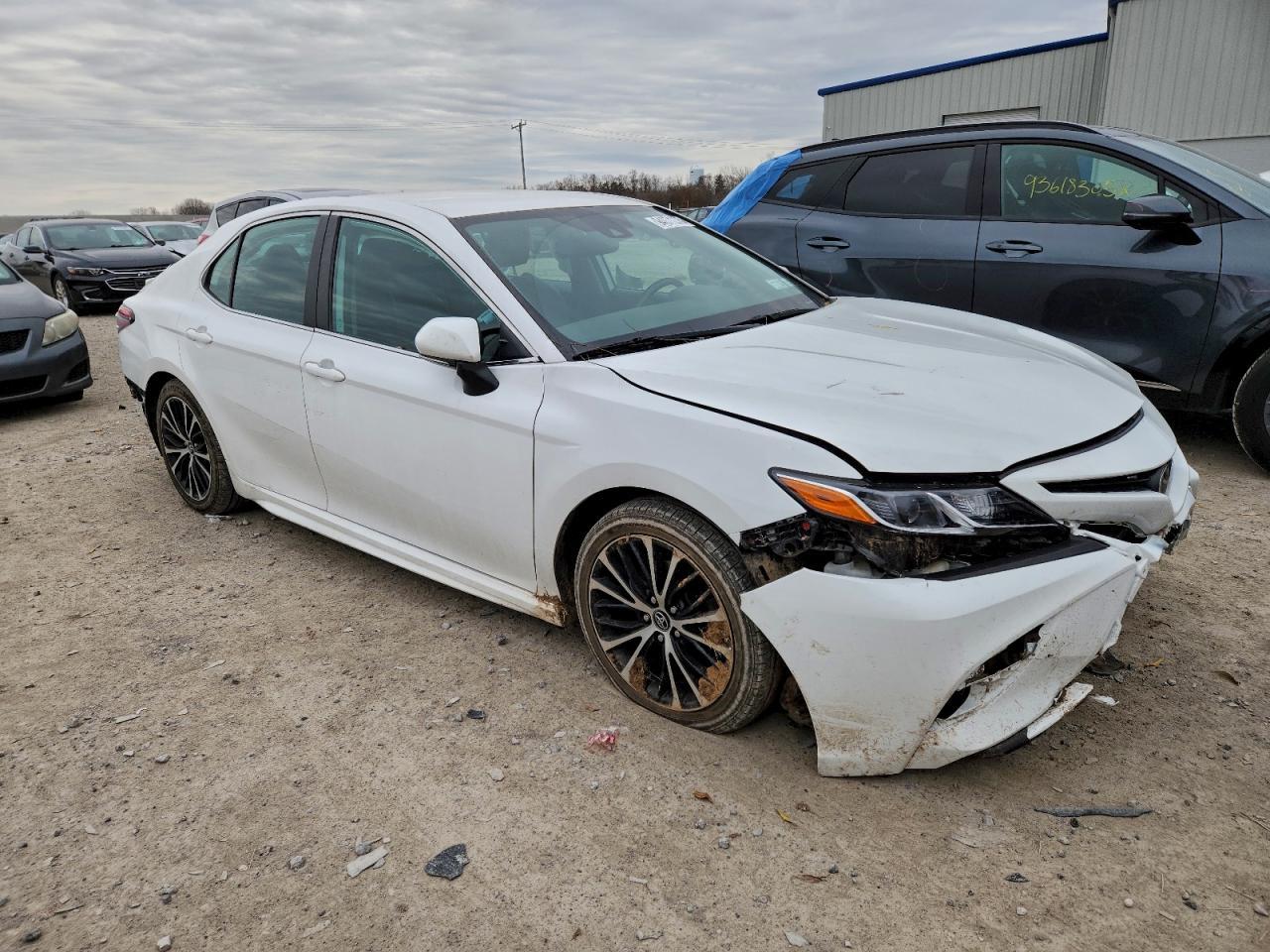 2019 Toyota Camry L - Фото 4