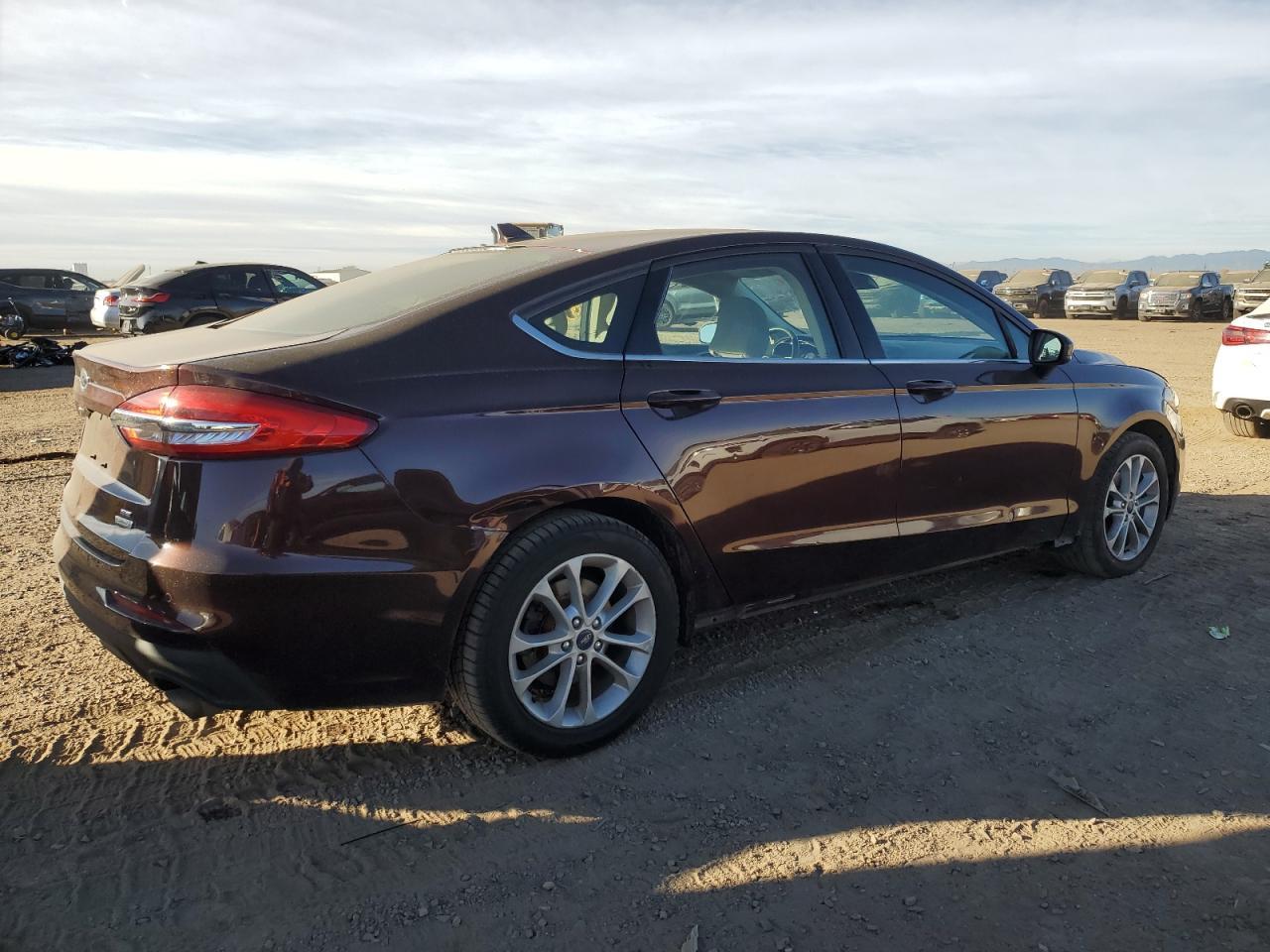 2019 Ford Fusion Se - Image 3