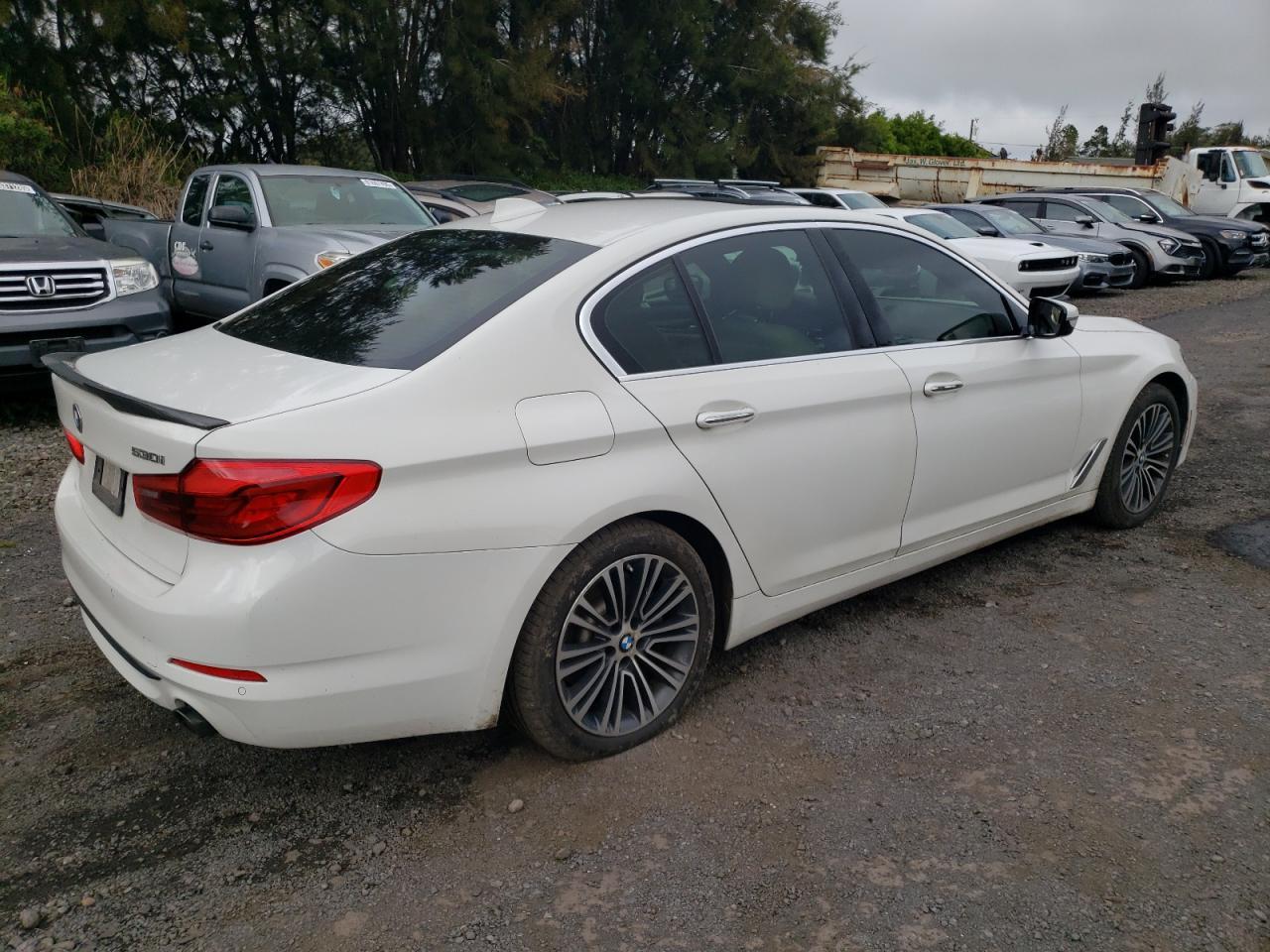 2017 BMW 530 I - Фото 3