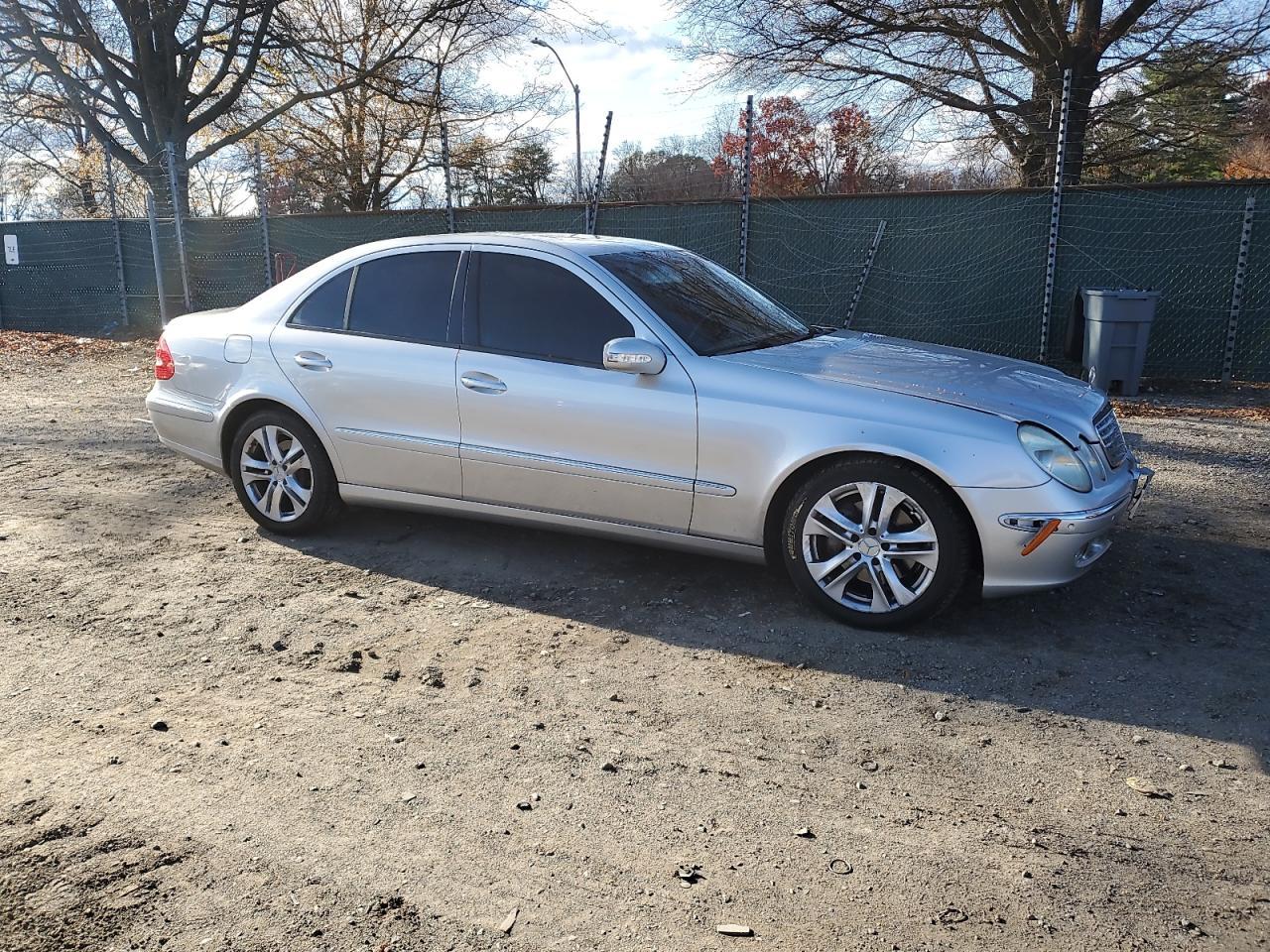 2003 Mercedes-Benz E 500 - Image 4