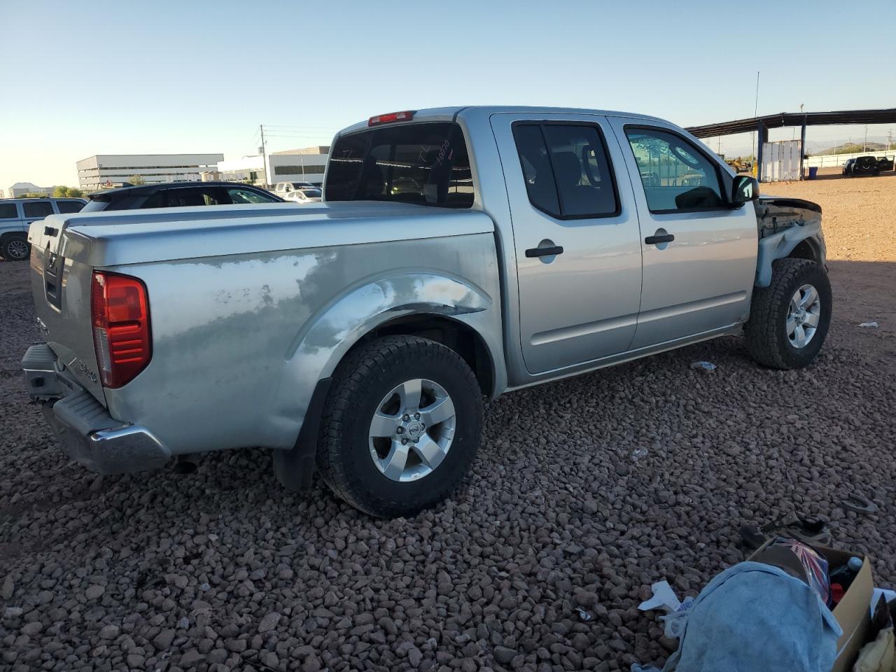 2009 Nissan Frontier Se V6 - Фото 3
