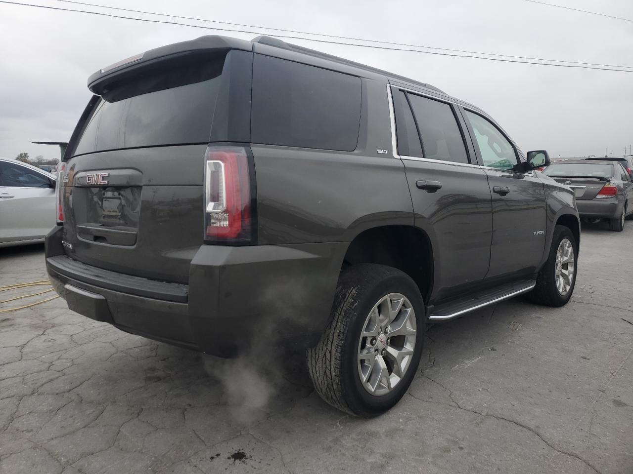 2020 GMC Yukon Slt - Фото 3