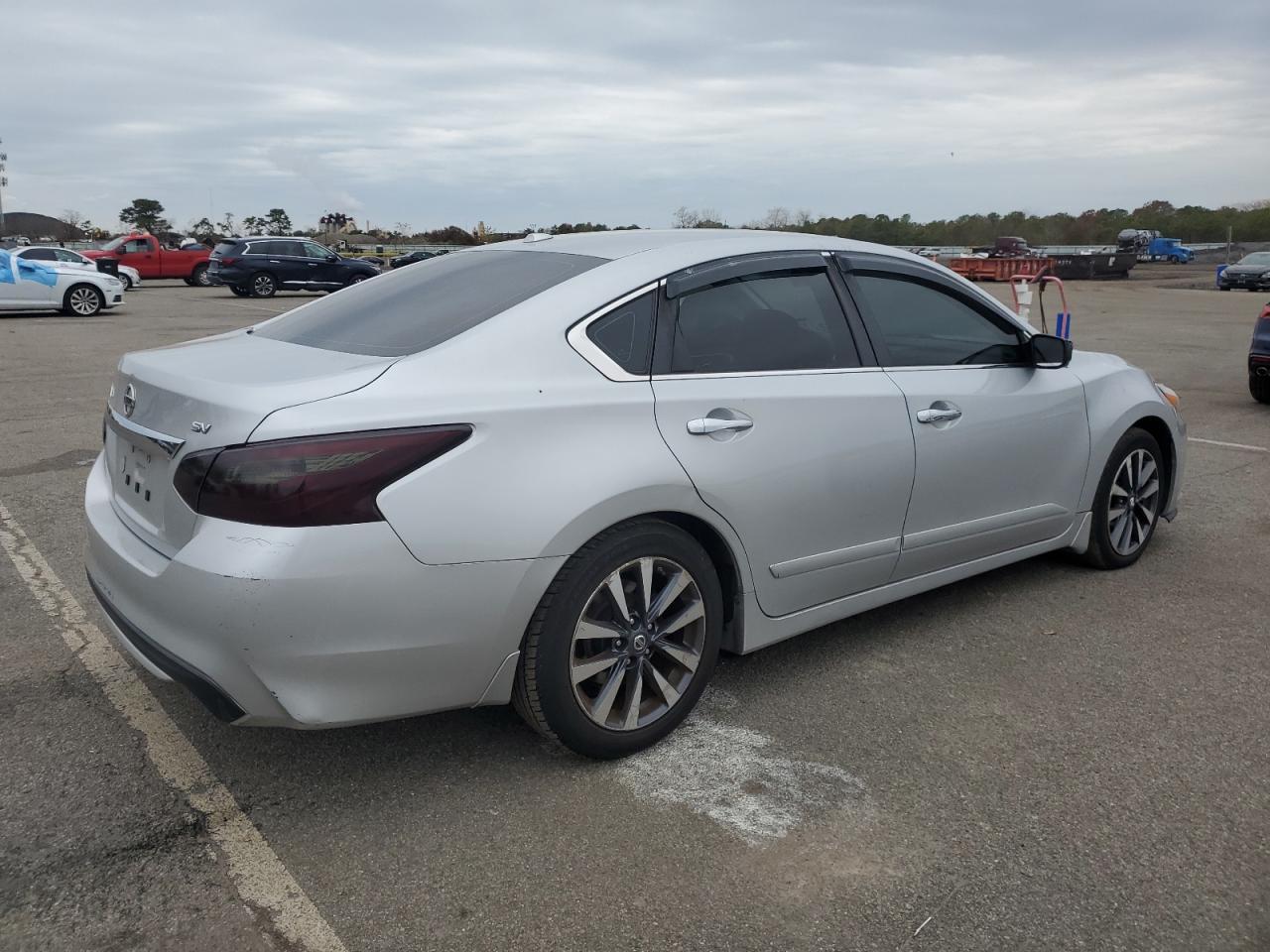 2016 Nissan Altima 2.5 - Image 3